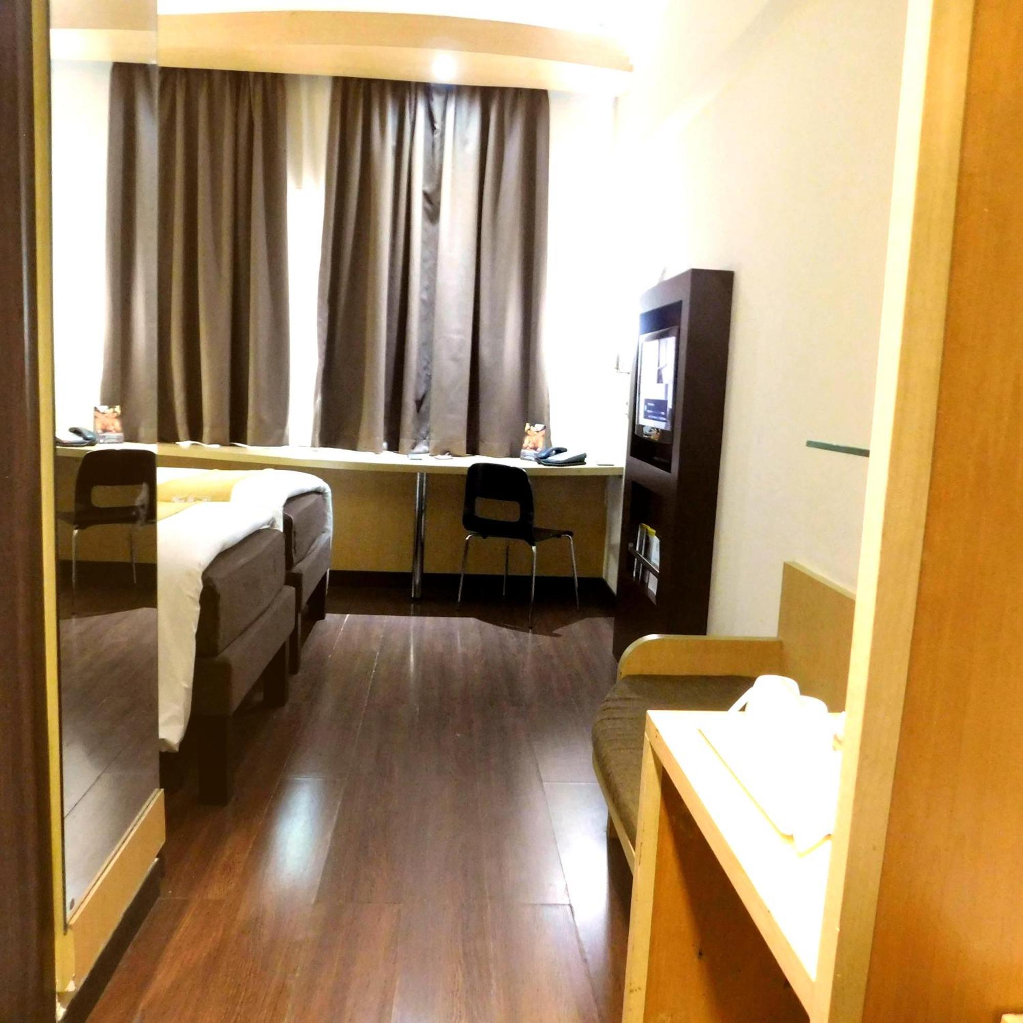 Tamarin Hotel Jakarta Manage By Vib Hospitality Management מראה חיצוני תמונה